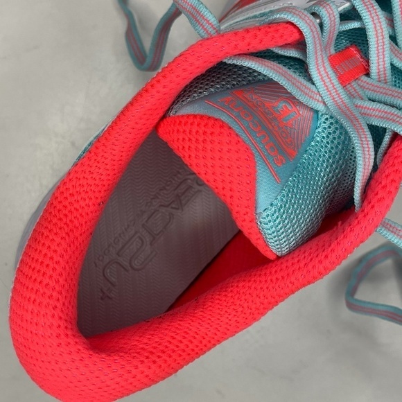 Saucony Cohesion 13 Women’s White Pink Blue Running Shoes Size 9 - Picture 5 of 8